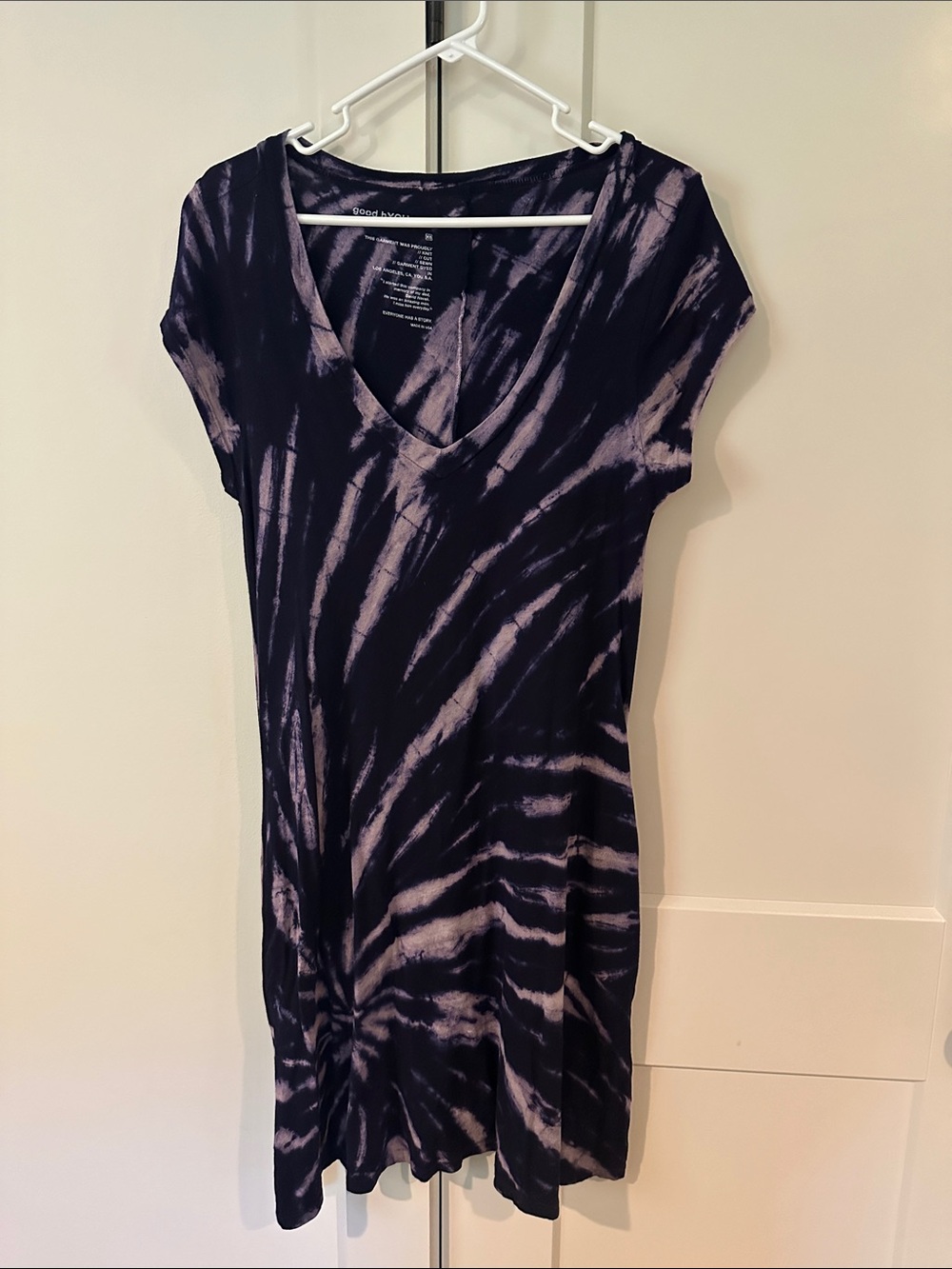 Good hYOUman Purple Tie-Dye V-neck Tee Dress